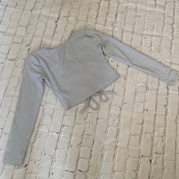 Fashion Nova • Blue “Cinch Me Down Top” 💙 - Picture 4 of 12